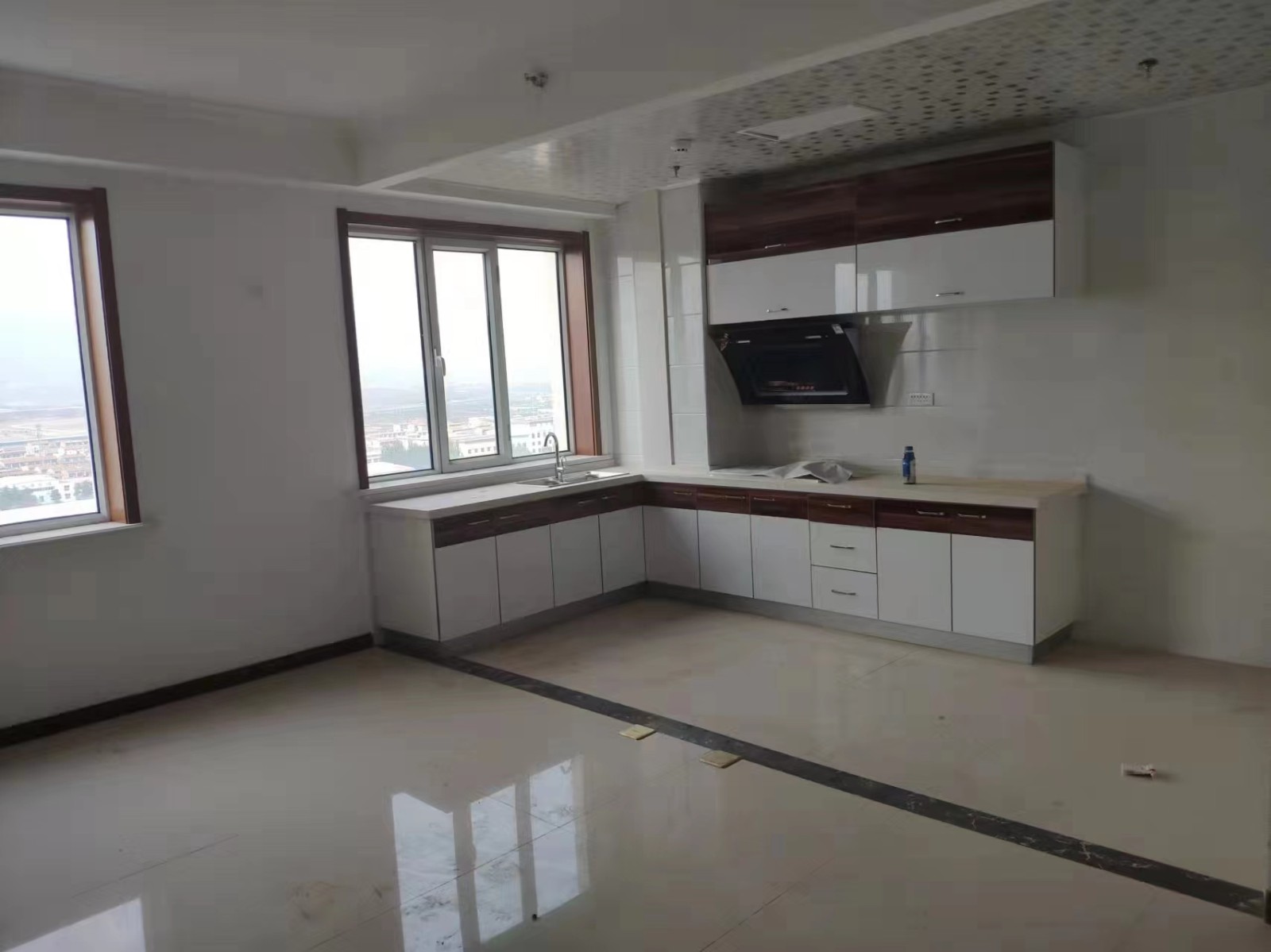 /Upload/Product/27e050a5ce9f493e8372b39403cf1925.jpg?width=200&height=148&bgcolor=fff